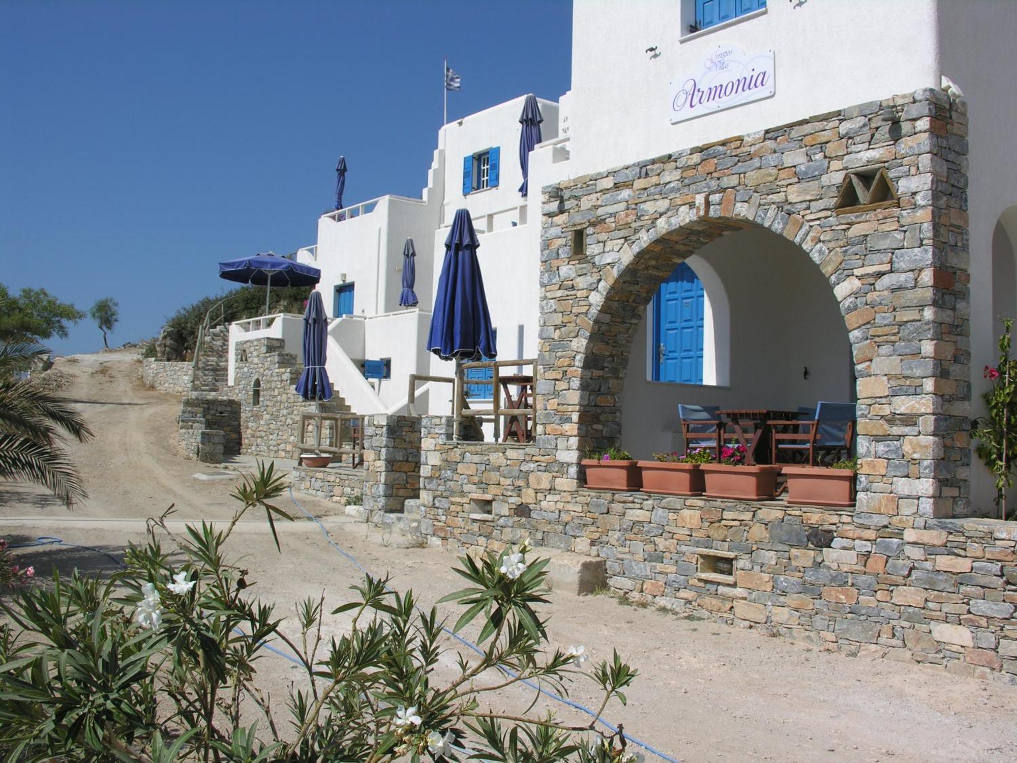 Armonia By Grispos Villas Schinoussa Exterior photo